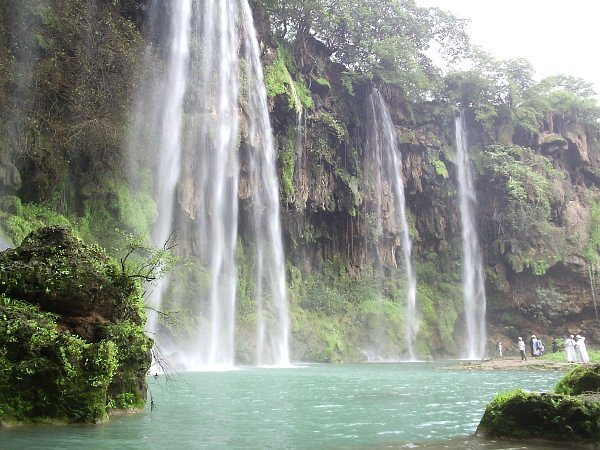 هنا صــــــــــلاله معلومات و ( صور ) سياحيه ...! دمج المواضيع - عالم حواء